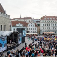 Foto: Tallinas vecpilsētā atklāj Eiropas U-23 vieglatlētikas čempionātu
