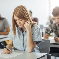 Предлагается ограничить продолжительность экзаменов в 12-х классах тремя часами