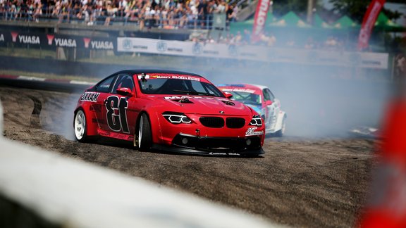 Biķerniekos Formula Drift zvaigznes pret Eiropas tituliem