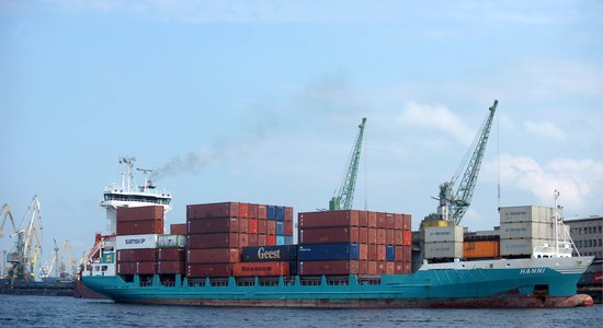 Объем переваленных в Рижском порту грузов в первом квартале упал на 10%