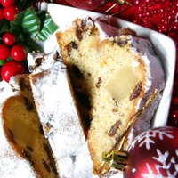 Вкус Рождества: 13 праздничных кексов — от штоллена до морковного