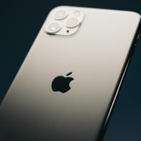 'Apple' nākamgad plānojot palielināt 'iPhone' ražošanas apjomus par 30%