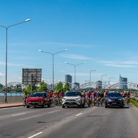 Rīgas ielu remontdarbu dēļ populāro velomaratonu pārceļ uz rudeni