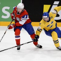 Skandināvijas komandu duelī Zviedrijas hokejisti izcīna uzvaru pār Norvēģiju