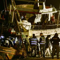 Migrantu laivas avārijā pie Lībijas krastiem vairāk nekā 60 bojāgājušies