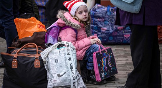 Krievijas algotņi vada propagandas lekcijas ukraiņu bērniem, teikts ziņojumā