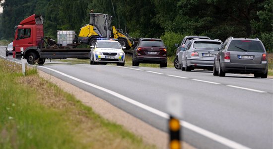 Traģiskajā autoavārijā uz Liepājas šosejas gājuši bojā divi autovadītāji