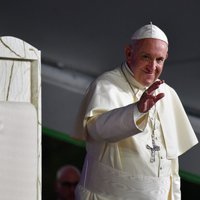 Pāvests garīdzniekiem liek ziņot par seksuālas izmantošanas gadījumiem