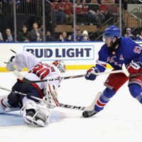 'Rangers' hokejists Zibanejads NHL mačā gūst piecus vārtus