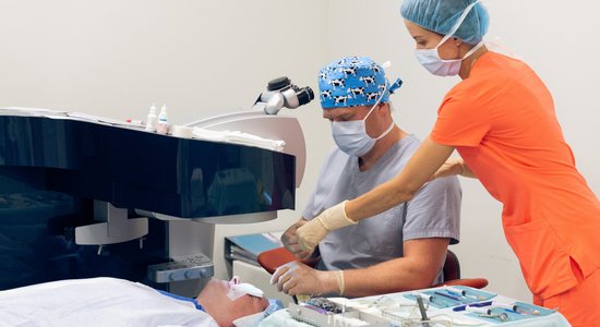 "Dr. Lūkina  acu klīnika" sāk piedāvāt īpaši saudzīgu redzes lāzerkorekciju