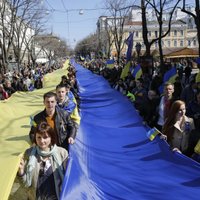 СМИ: Евросоюз отменит визы для Украины и Грузии в 2016 году