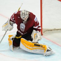 Latvijas hokeja izlase paziņo sastāvu spēlei pret Vāciju; vārtos – Merzļikins