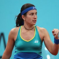 Galvenā favorīte Sevastova sasniedz Bukarestes WTA turnīra ceturtdaļfinālu