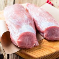 Закупочные цены на свинину снизились на 15%
