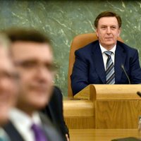 Врачи против плана правительства, грозятся потребовать отставки Кучинскиса
