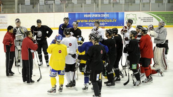 Latvijas hokeja izlases treniņš - 27