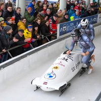 Cipuļa un Kalendas ekipāžas Pasaules kausa posmā Siguldā ieņem astoto un 14. vietu