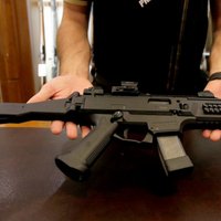 Čehijā ieroču turēšanu grib noteikt par konstitucionālu pamattiesību