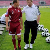Starkovs iesaka Latvijas izlases futbolistiem uzlabot sportisko formu
