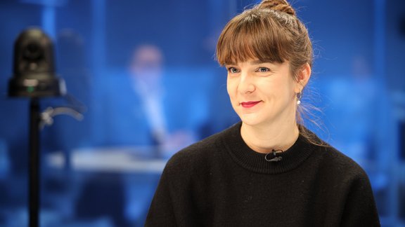 11 iemesli, lai arī vasarā un atvaļinājumā abonētu "Delfi Plus". Redaktores Aijas Krūtaines tops 