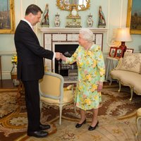 Vējonis ielūdzis karalieni Elizabeti II 2018. gadā apmeklēt Latviju
