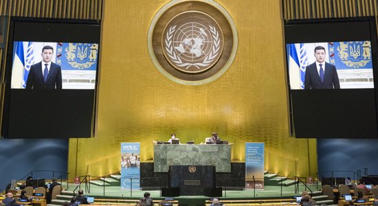 Спор в ООН об уроках Второй мировой. Зеленский говорит о российской оккупации, Лавров критикует Запад