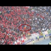 Video: Čīliešu fani 'Copa America' laikā uzbrukuši Mesi radiniekiem