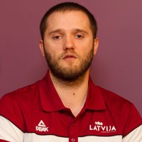Jaunatnes basketbola sistēmā nepieciešama nopietna akcentu maiņa, pauž Latvijas U–17 meiteņu izlases treneris