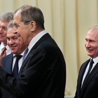 Kremlis izvērtēs ASV priekšlikumu par Putina un Baidena samitu
