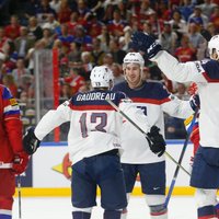 ASV hokejisti sagādā pirmo zaudējumu Znarokam un Krievijas izlasei