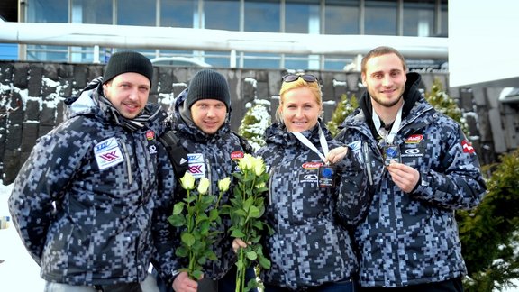 Latvijas kamaniņu sportisti atgriežas mājās - 4