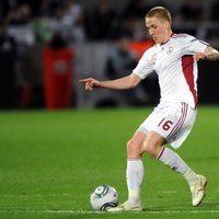Latvijas izlases pussargs Lazdiņš lauzis līgumu ar Polijas futbola klubu 'Piast'