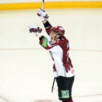 Video: Indraša meistarstiķis - otri skaistākie KHL sezonas vārti