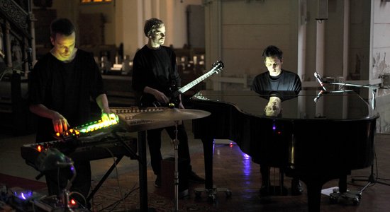 Grupa 'Instrumenti' izziņo jaunā albuma nakts papildkoncertus