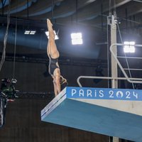 Foto: Olimpiskā debitante Patrika izmēģina Parīzes daiļlēkšanas arēnu