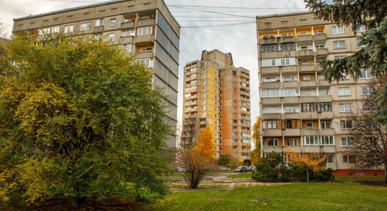 Dzīvokļi Rīgas mikrorajonos par 5,5% lētāki nekā gada sākumā