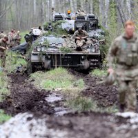 Britu karavīri Igaunijā saņēmuši draudu vēstules; aizdomās tur Krieviju