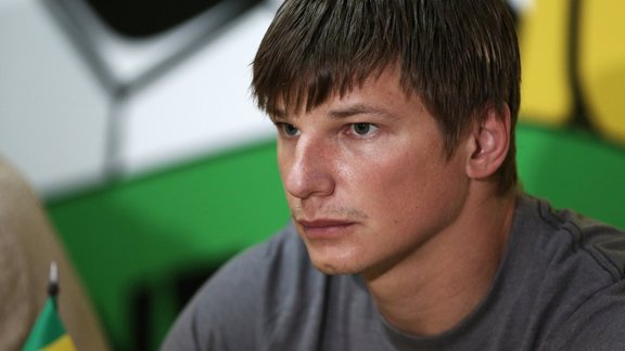  Andrei Arshavin 