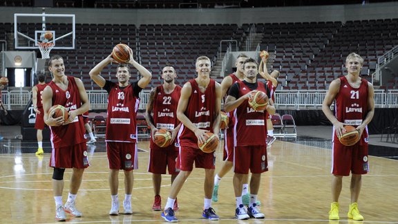 Latvijas basketbola izlases treniņš - 11