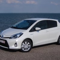 'DELFI Auto' izmēģina 'Toyota Yaris' hibrīdu 'HSD'