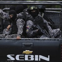 Venecuēlā operācijā pret valdībai uzbrukušu policijas pilotu vairāki nogalinātie