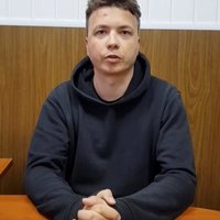 Мать Протасевича считает его участие в брифинге МИД Беларуси вынужденным