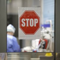Совет по кризисному управлению рассмотрит дальнейшие шаги по стабилизации нагрузки больниц
