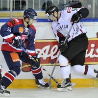Latvijas hokejisti rezultatīvi AHL spēlēs