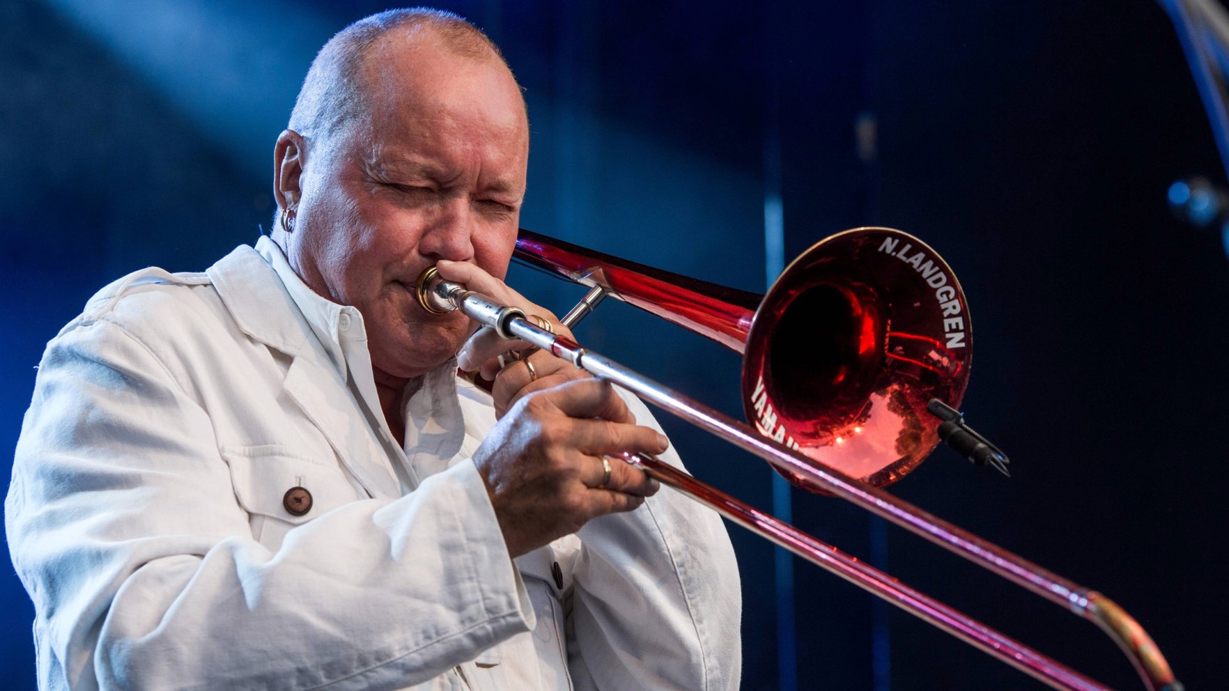 Koncertsērijā 'Jūrmala Jazz' uzstāsies ievērojamais zviedru trombonists Nils Landgrēns | delfi.lv