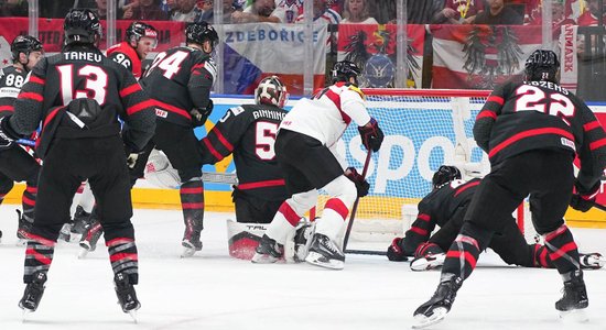 Austrija šokē Kanādu; Francija uzvar potenciālajā "izdzīvošanas" spēlē
