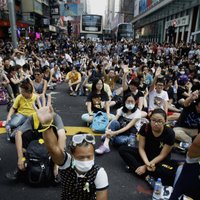 В Гонконге продолжается "революция зонтиков"