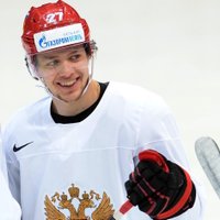 Krievijas hokeja zvaigzne Panarins intervijā asi kritizē Putina režīmu