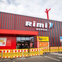 'Rimi Lietuva' darbinieki noraizējušies par situāciju darbā; uzņēmums taupot uz viņu rēķina
