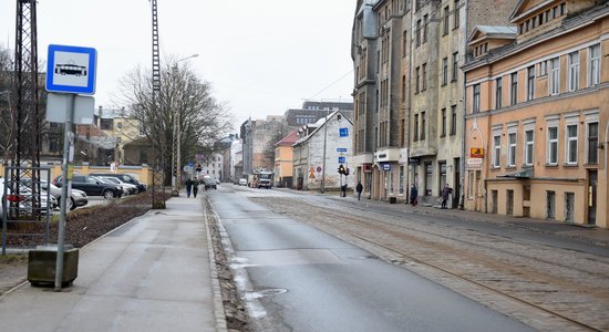 Ielu nosaukumu maiņa Rīgā – kas jāzina iedzīvotājiem un kā tas ietekmēs sūtījumu piegādi